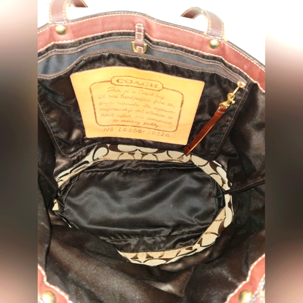 Coach purse - Picture 6 of 12